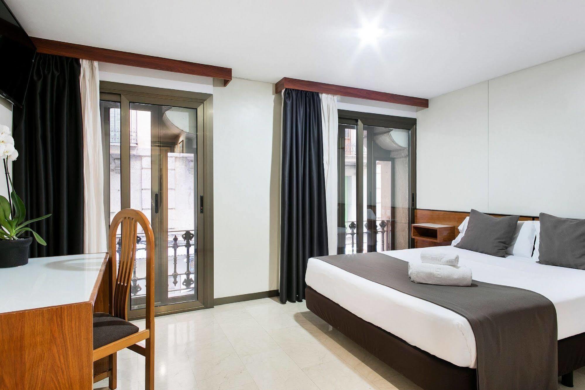 Hotel Condal Barcellona Esterno foto